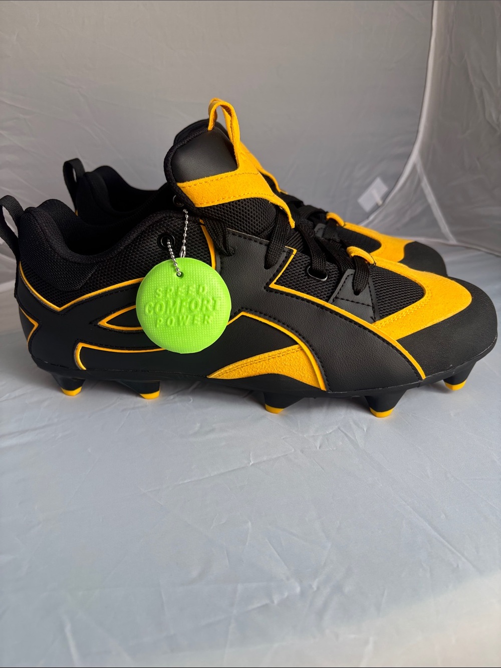 Under Armour UA Yard Icon TPU Cleats
NEW! - Picture 5 of 7